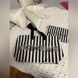 Victoria's Striped Tote and Pouch Set